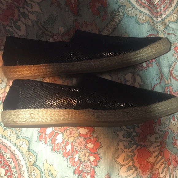 Seven 7 black and gold flats Sz 9 loafers - Picture 4 of 7